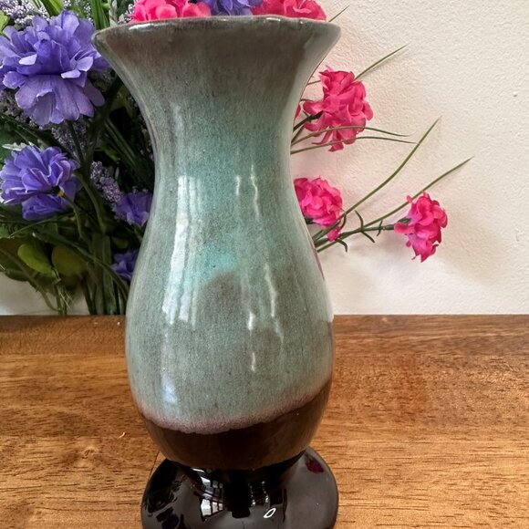 Vintage Green and Brown Drip Glaze Pedestal Vase Marked 569 Art Pottery - Picture 6 of 7